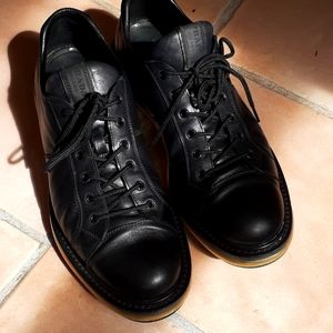 Mens authentic shoes